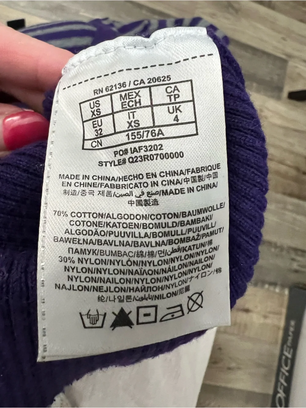 Y2K Guess Purple & Gray Striped V-Neck Zip Sweater